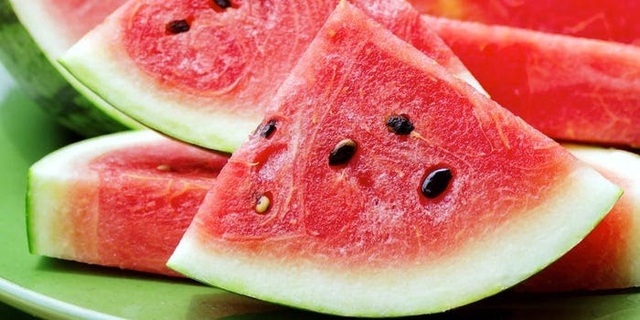 Lợi ích sức khỏe không ngờ từ 6 loại hạt trái cây thường bị “vứt đi” - Ảnh 1.