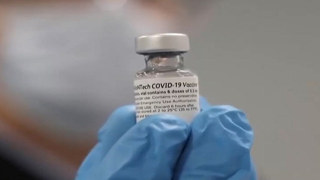 Thế giới đang chạy đua với thời gian để tiêm vaccine COVID-19 - Ảnh 1.