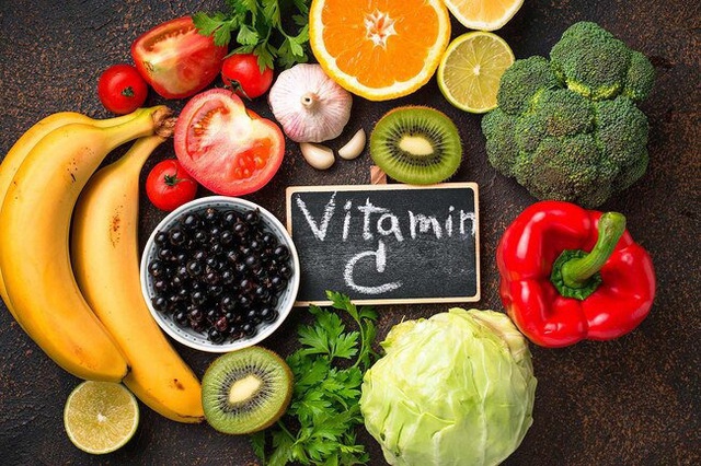 5 tác dụng chăm sóc da tuyệt vời của Vitamin C - Ảnh 1.