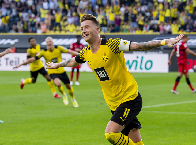 Dortmund 5-2 Frankfurt: Haaland góp công vào 5 bàn thắng - Ảnh 1.