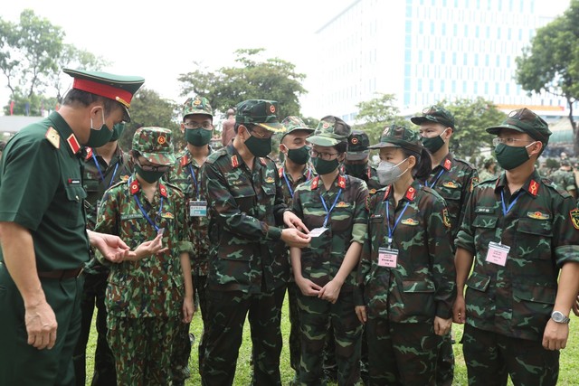 Học viện Quân y xuất quân hỗ trợ TP Hồ Chí Minh và các tỉnh phía Nam chống dịch COVID-19 - Ảnh 5.