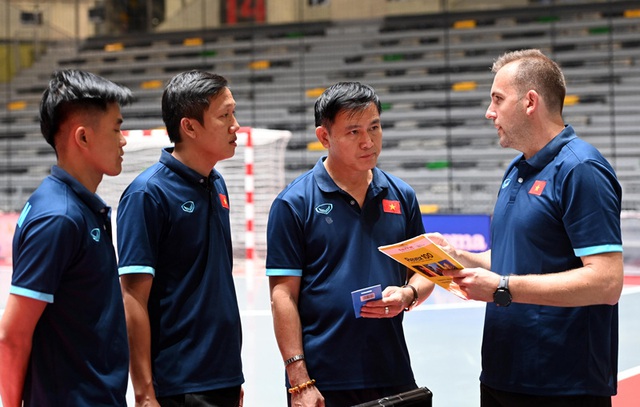 ĐT futsal Việt Nam tích cực chuẩn bị cho cuộc “thử lửa” với đội bóng số 1 thế giới - Ảnh 3.