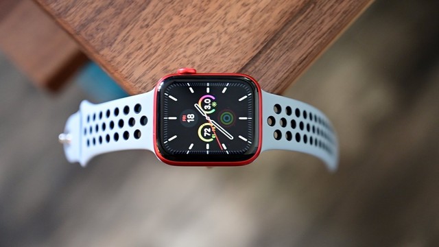 Apple Watch Series 6 - Đồng hồ thông minh phổ biến nhất thế giới - Ảnh 1.