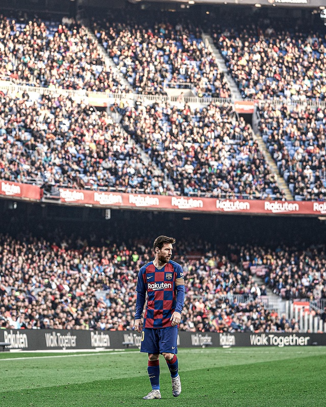 Lionel Messi bật khóc trong buổi họp báo, chính thức nói lời chia tay Barcelona - Ảnh 5.