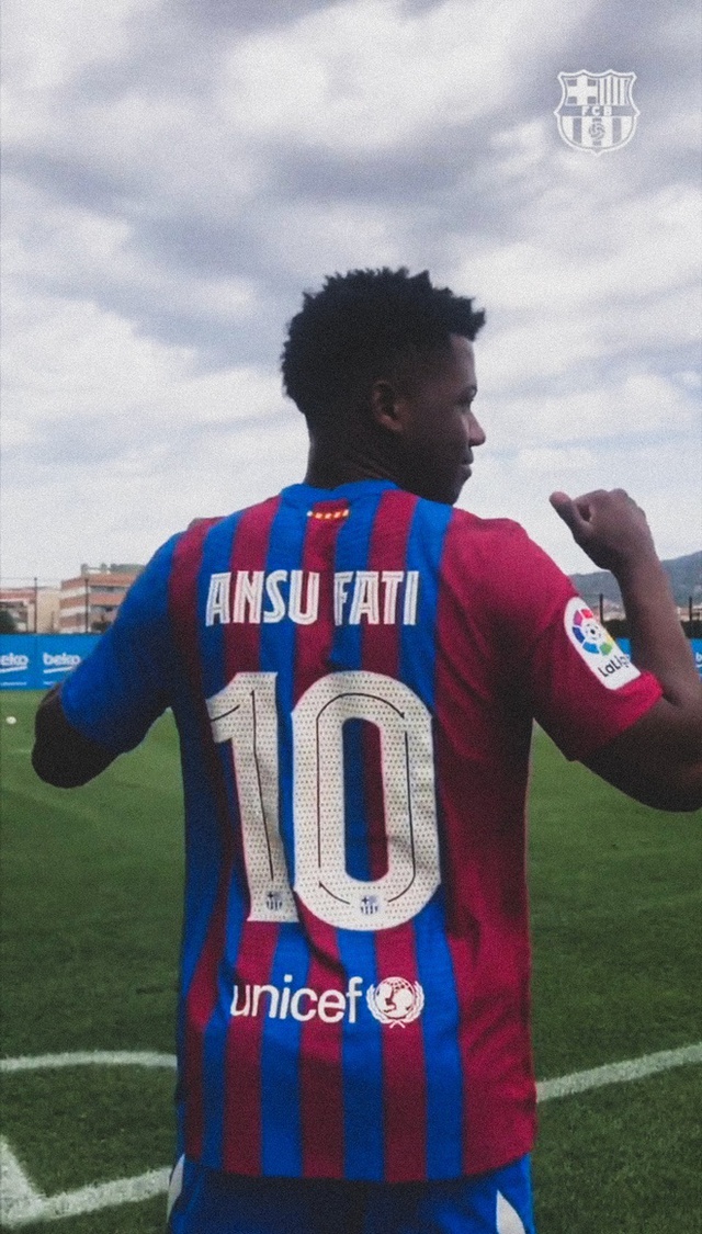 Áo số 10 của Messi ở Barca có chủ mới - Ảnh 1.