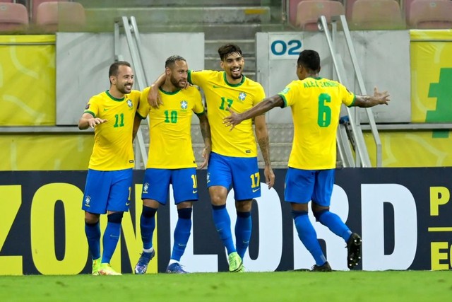 Neymar tỏa sáng, Brazil xây chắc ngôi đầu - Ảnh 2.