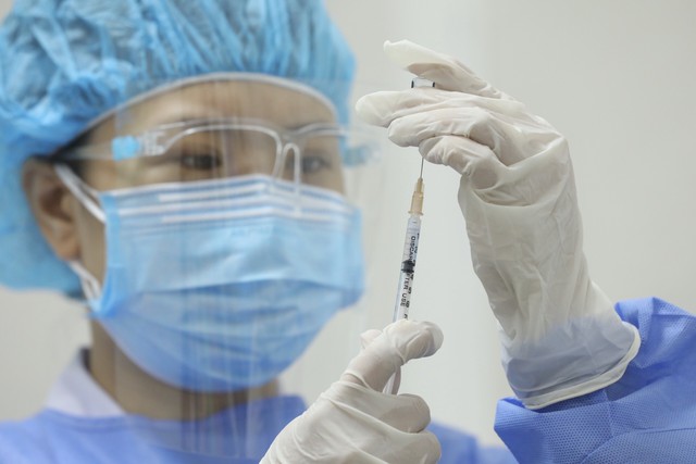 Bệnh viện Phụ sản Hà Nội triển khai tiêm vaccine phòng COVID-19 cho sản phụ - Ảnh 8.