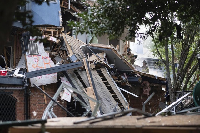 Mỹ: Nổ lớn làm rung chuyển tòa nhà chung cư ở ngoại ô Atlanta, khiến 4 người bị thương - Ảnh 1.