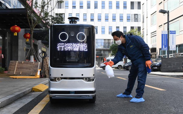 Ngành công nghiệp robot Trung Quốc phát triển như vũ bão - Ảnh 1.