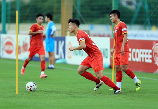 ĐT U22 Việt Nam tập luyện trở lại, chuẩn bị cho Vòng loại U23 châu Á 2022 - Ảnh 1.