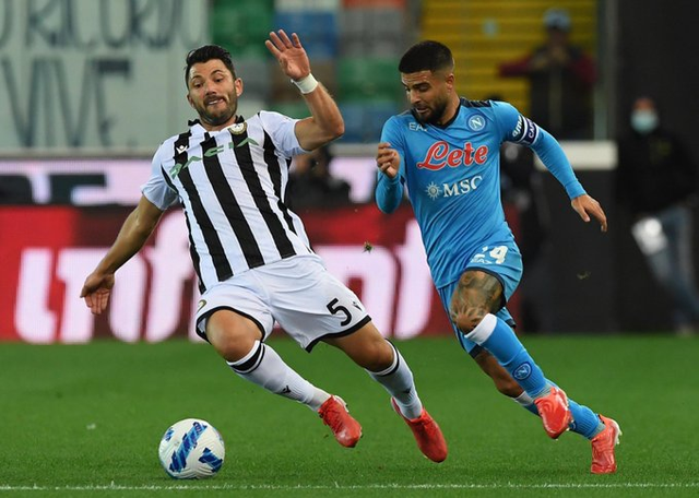 Thắng thuyết phục Udinese, Napoli vươn lên dẫn đầu Serie A - Ảnh 1.