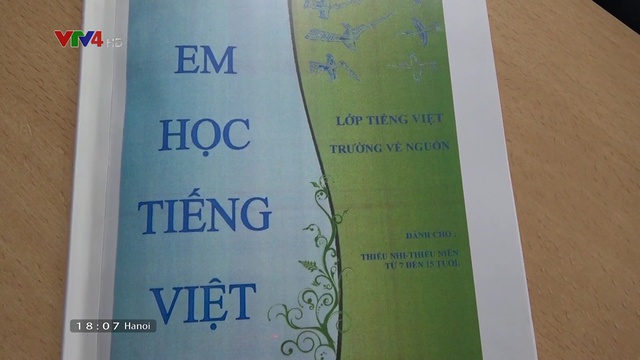 Khai giảng lớp tiếng Việt năm học mới cho trẻ em gốc Việt tại Pháp - Ảnh 3.