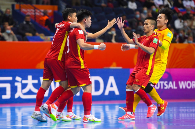 ĐT Futsal Việt Nam nhận thưởng lớn sau màn trình diễn quả cảm trước ĐT Futsal Nga - Ảnh 2.