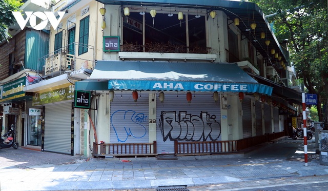 Mở cửa kinh doanh ở Hà Nội, nhiều người lo không đủ lãi để trả tiền thuê mặt bằng - Ảnh 3.