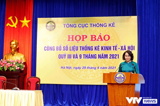 GDP Việt Nam quý III tăng trưởng âm 6,17% - Ảnh 2.