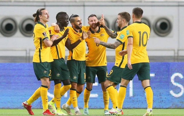 Vòng loại thứ 3 World Cup 2022: Australia thắng đậm ĐT Trung Quốc 3-0 trong trận mở màn - Ảnh 2.