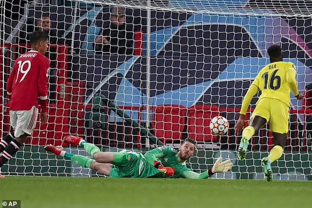 UEFA Champions League: Ronaldo ghi bàn phút cuối, Man Utd ngược dòng kịch tính trước Villarreal - Ảnh 1.