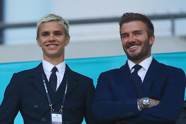 Con trai David Beckham bước vào bóng đá chuyên nghiệp - Ảnh 1.