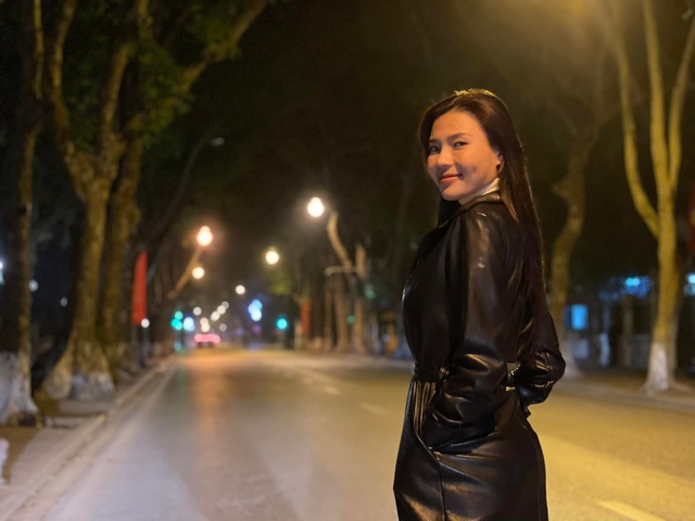 Diễn viên Việt chào năm mới 2022: Người đi du lịch, người tất bật công việc - Ảnh 8.
