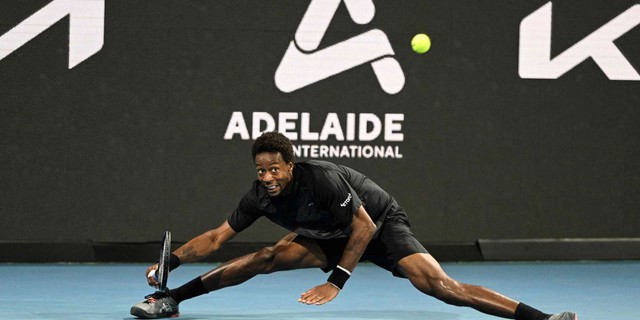 Gael Monfils vô địch giải quần vợt Adelaide International 2022 - Ảnh 1.