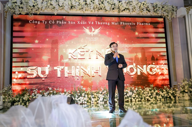 Diễn viên Việt Anh và dàn sao Việt khuấy động sự kiện “Phoenix Pharma - Kết nối sự thịnh vượng” - Ảnh 4.