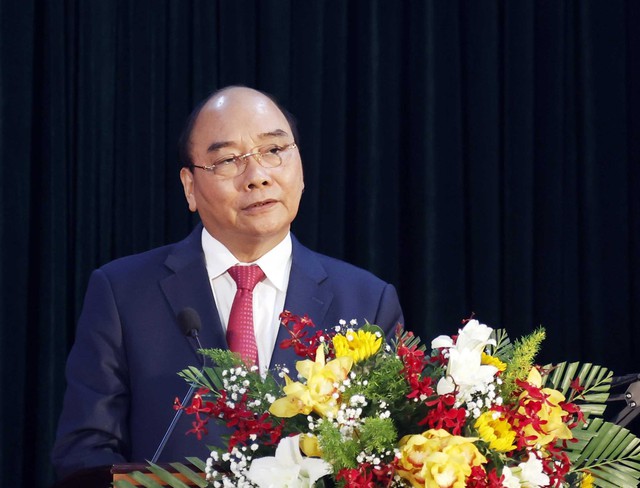 Chủ tịch nước Nguyễn Xuân Phúc gặp mặt cán bộ hưu trí cao cấp khu vực miền Trung - Ảnh 1.