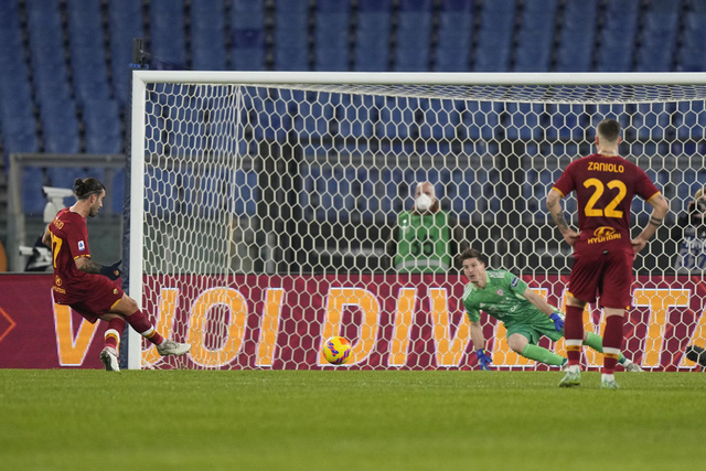 AS Roma có chiến thắng đầu tiên trong năm 2022 - Ảnh 1.