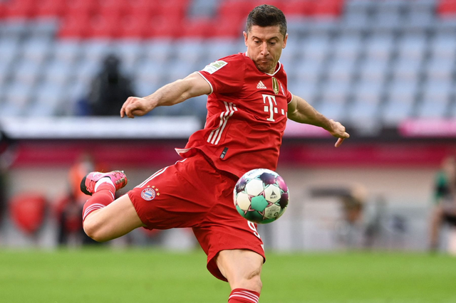 Lewandowski tuyên bố với Bayern Munich rằng mình muốn gia nhập Barcelona - Ảnh 1.