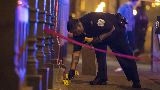 Chicago - thành phố chết chóc nhất tại Mỹ với nhiều vụ giết người nhất kể từ những năm 1990 - Ảnh 1.