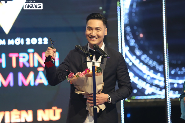 Hồng Diễm lần thứ 2 giành cúp VTV Awards: Bất ngờ quá lớn với tôi! - Ảnh 5.