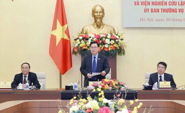 Chủ tịch Quốc hội dự Lễ ký chương trình hợp tác giữa Viện Nghiên cứu lập pháp và Hội Luật gia Việt Nam - Ảnh 1.