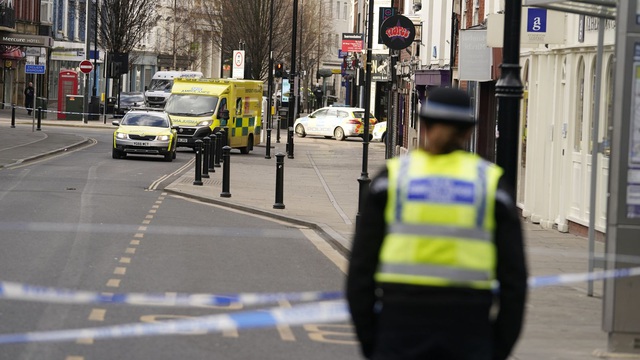 Hai người tử vong sau vụ tấn công bằng dao tại thị trấn Doncaster, Anh - Ảnh 1.
