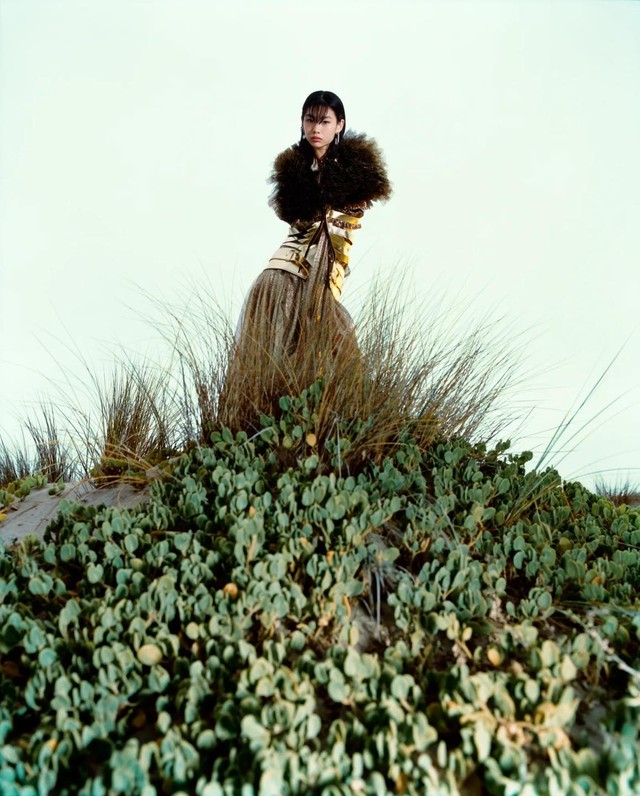 Jung Ho Yeon - Ngôi sao Hàn Quốc đầu tiên lên bìa đơn Vogue Mỹ - Ảnh 3.