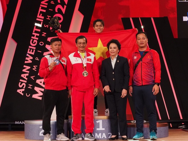Nguyễn Trần Anh Tuấn giành huy chương vàng cử tạ châu Á   - Ảnh 1.