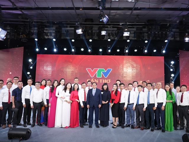 Toàn cảnh lễ ra mắt Kênh truyền hình Quốc gia khu vực Tây Nam Bộ - VTV Cần Thơ - Ảnh 13.