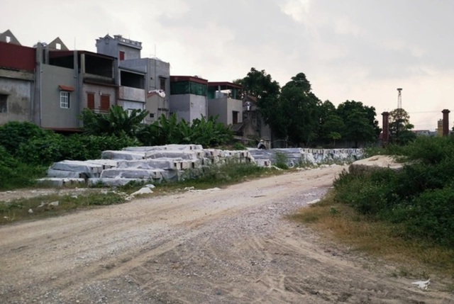 Dự án treo bỏ hoang 2 thập kỷ giữa lòng thành phố - Ảnh 7.