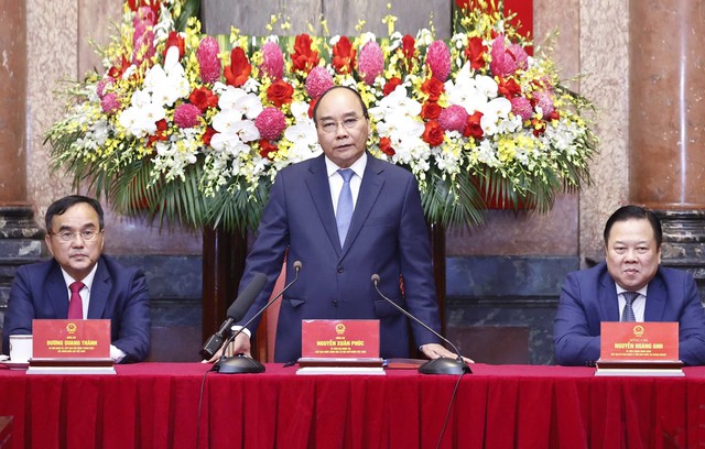 Chủ tịch nước Nguyễn Xuân Phúc gặp mặt, biểu dương thợ giỏi ngành Điện - Ảnh 1.
