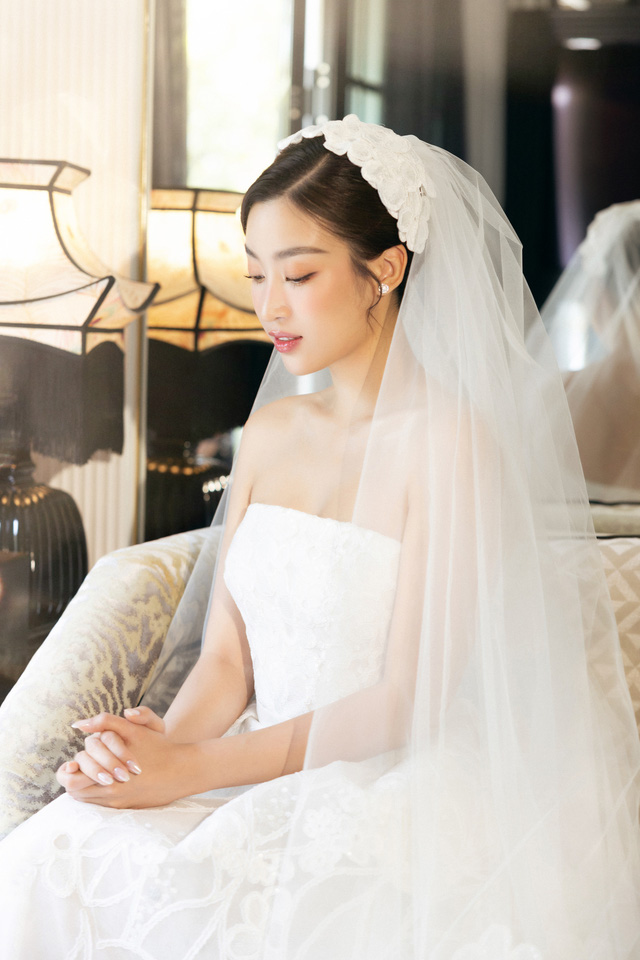 Đám cưới: HThao Studio là sự lựa chọn hoàn hảo cho các cặp đôi đang chuẩn bị cho ngày trọng đại của mình. Chúng tôi sẽ tạo nên những bức ảnh đẹp như mơ để lưu giữ những kỷ niệm đẹp nhất của bạn trong ngày trọng đại.