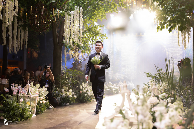 Lễ cưới hoành tráng của Hoa hậu Đỗ Mỹ Linh và doanh nhân trẻ Đỗ Vinh Quang - Ảnh 5.