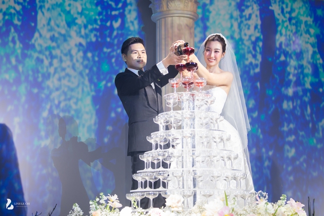 Lễ cưới hoành tráng của Hoa hậu Đỗ Mỹ Linh và doanh nhân trẻ Đỗ Vinh Quang - Ảnh 8.