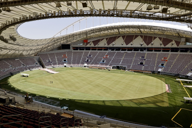 World Cup 2022 - Cú hích cho nền kinh tế Qatar - Ảnh 2.