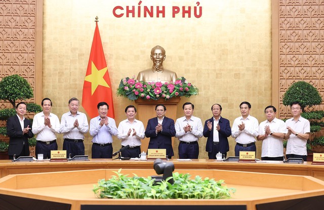 Thủ tướng Phạm Minh Chính chủ trì phiên họp Chính phủ thường kỳ tháng 10 - Ảnh 2.