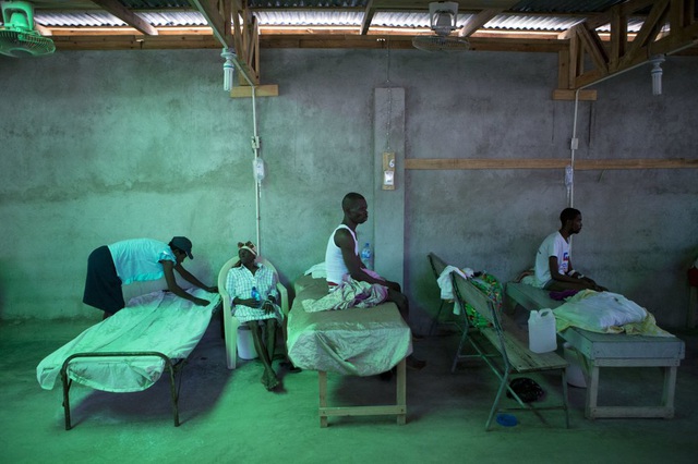 Dịch bệnh tả quay trở lại khiến ít nhất 7 người tử vong ở Haiti - Ảnh 1.