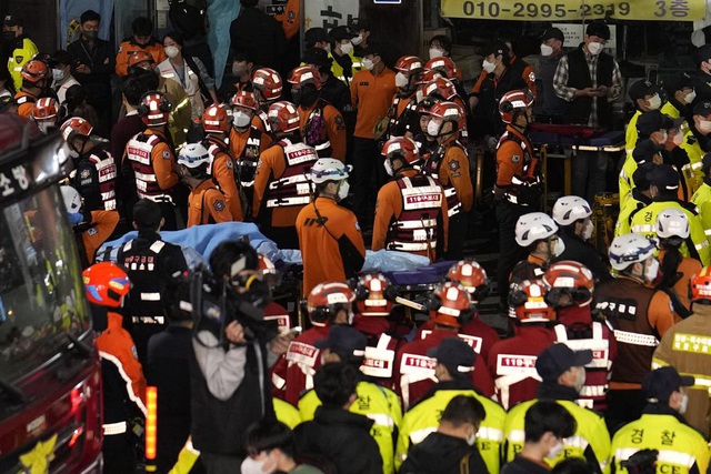 Ít nhất 149 người thiệt mạng trong vụ giẫm đạp tại sự kiện Halloween ở Hàn Quốc - Ảnh 9.