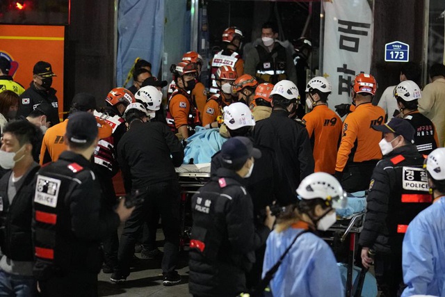Ít nhất 149 người thiệt mạng trong vụ giẫm đạp tại sự kiện Halloween ở Hàn Quốc - Ảnh 10.