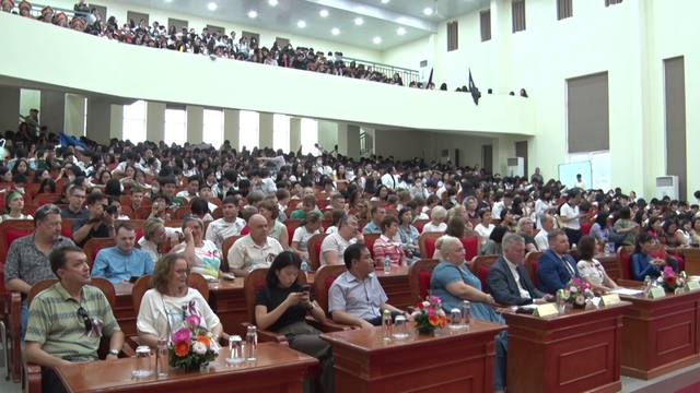 Festival văn hóa Đa sắc màu Việt – Nga 2022 thu hút hơn 1.000 học sinh, sinh viên - Ảnh 4.