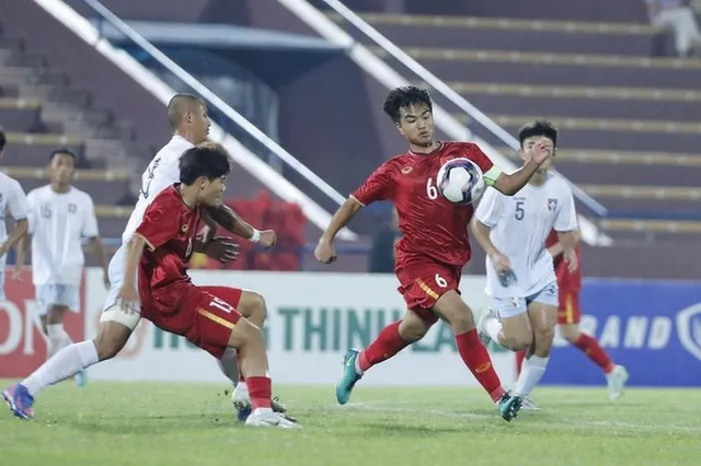 U17 Việt Nam giành chiến thắng ấn tượng trước U17 Đài Bắc Trung Hoa - Ảnh 1.