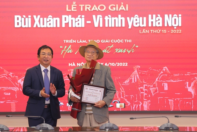 Đạo diễn Trần Văn Thủy giành Giải thưởng Lớn - Vì tình yêu Hà Nội - Ảnh 1.