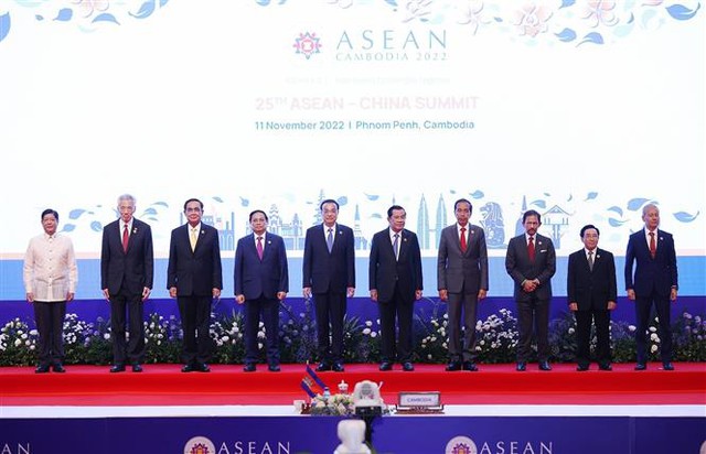 Hội nghị Cấp cao ASEAN - Trung Quốc lần thứ 25 - Ảnh 4.