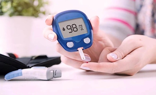 Trẻ hóa độ tuổi mắc tiểu đường do ăn uống không lành mạnh - Ảnh 1.